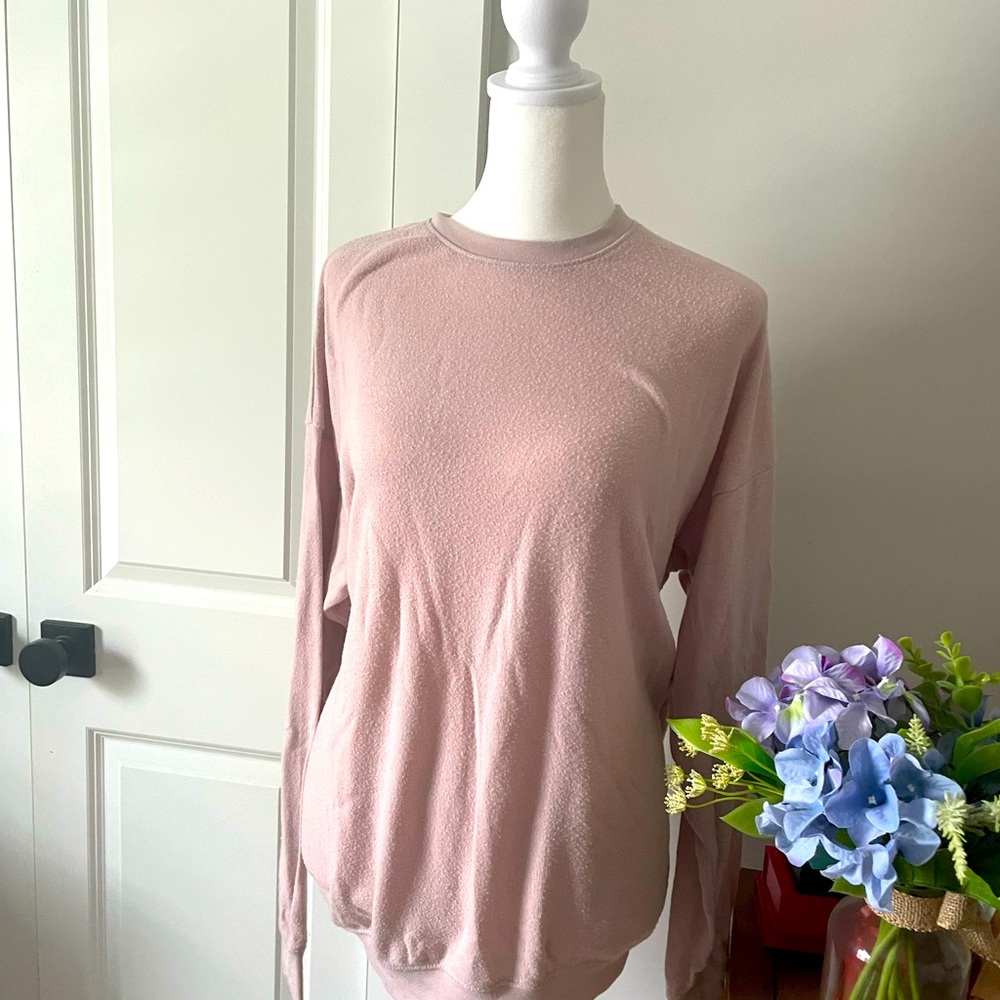 Alo yoga sweatshirt